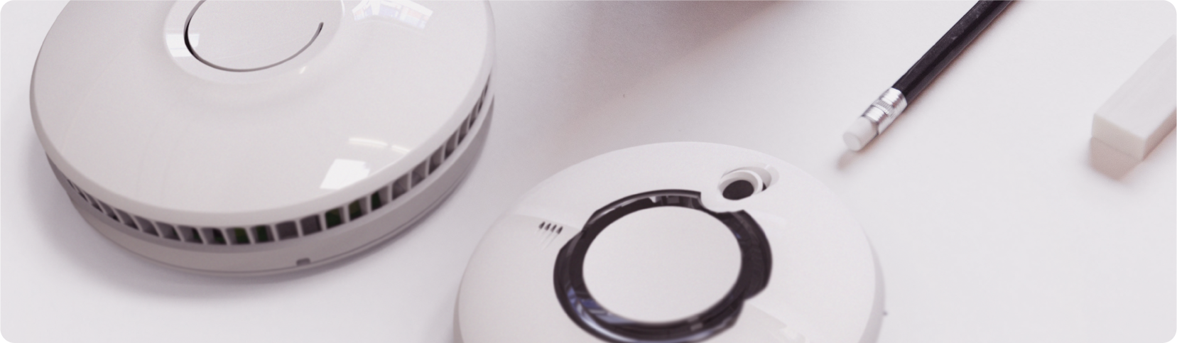 Is it a landlord's responsibility to provide a carbon monoxide alarm in a private property?